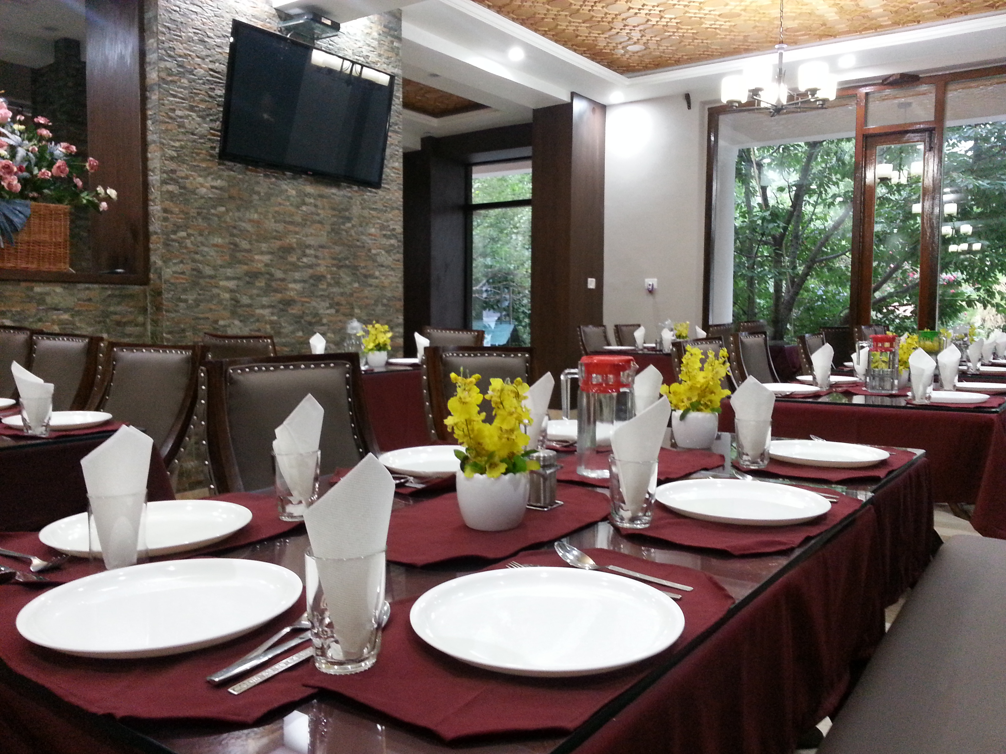 Restaurant dining area